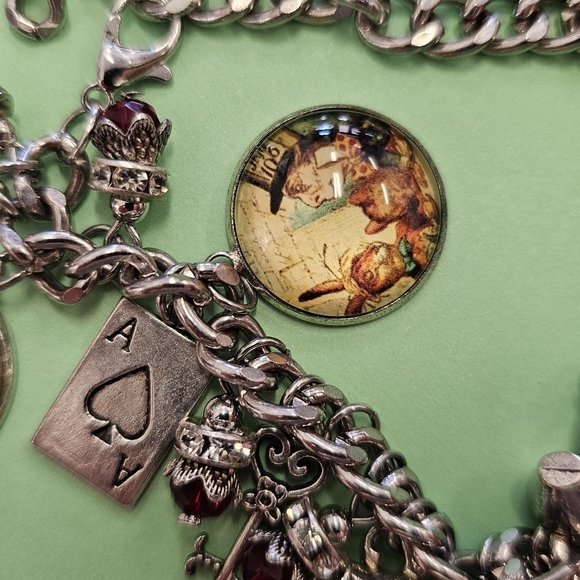 Vintage, Charm, Bracelet, Alice, Wonderland, Design, Vintage, Jewelry, Rabbit - Picture 5 of 8